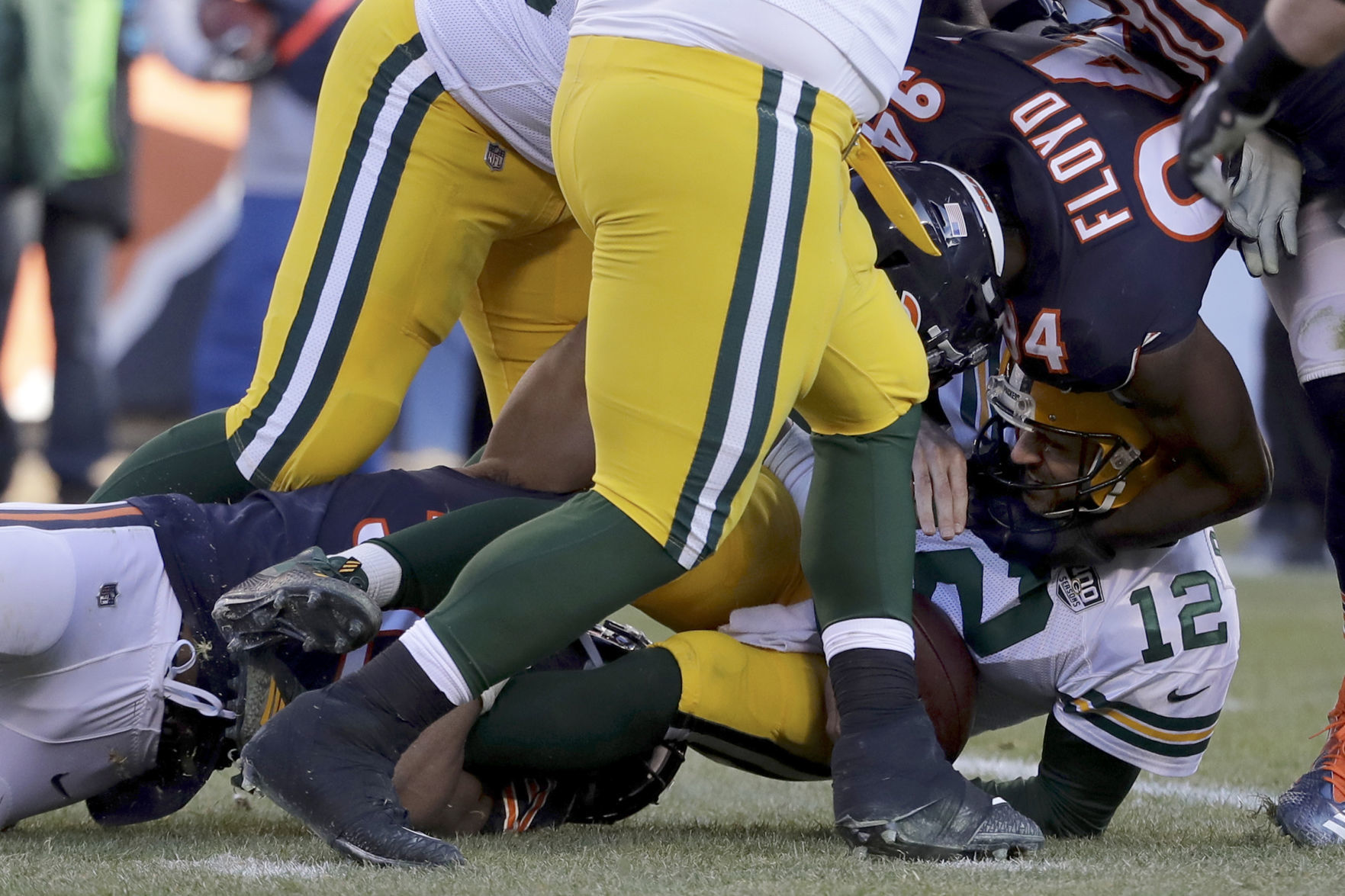 Bears 24, Packers 17